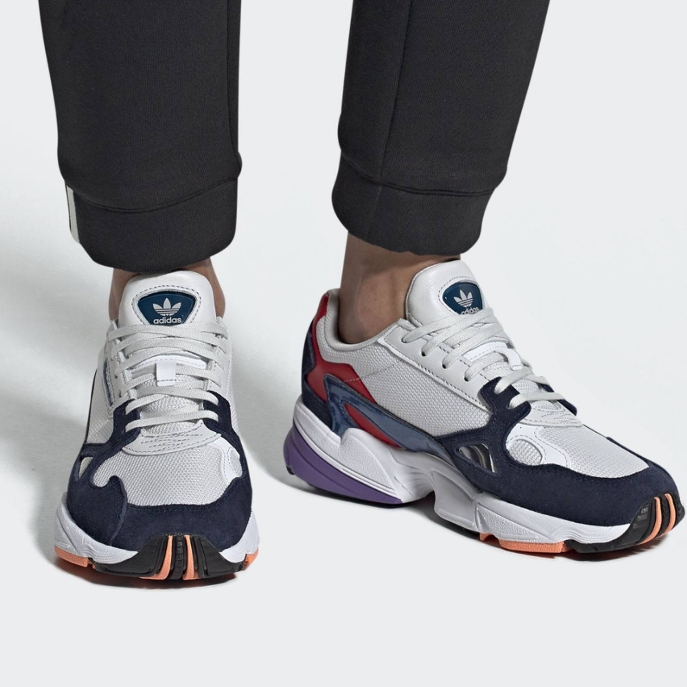 Adidas Women's Falcon 7.5